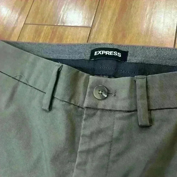 Express Men’s Camo Green Chinos - Picture 4 of 7